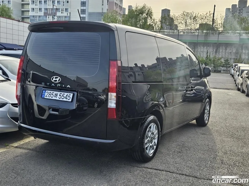 Hyundai Staria HEV 1.6 9 2025 — миниатюра 2