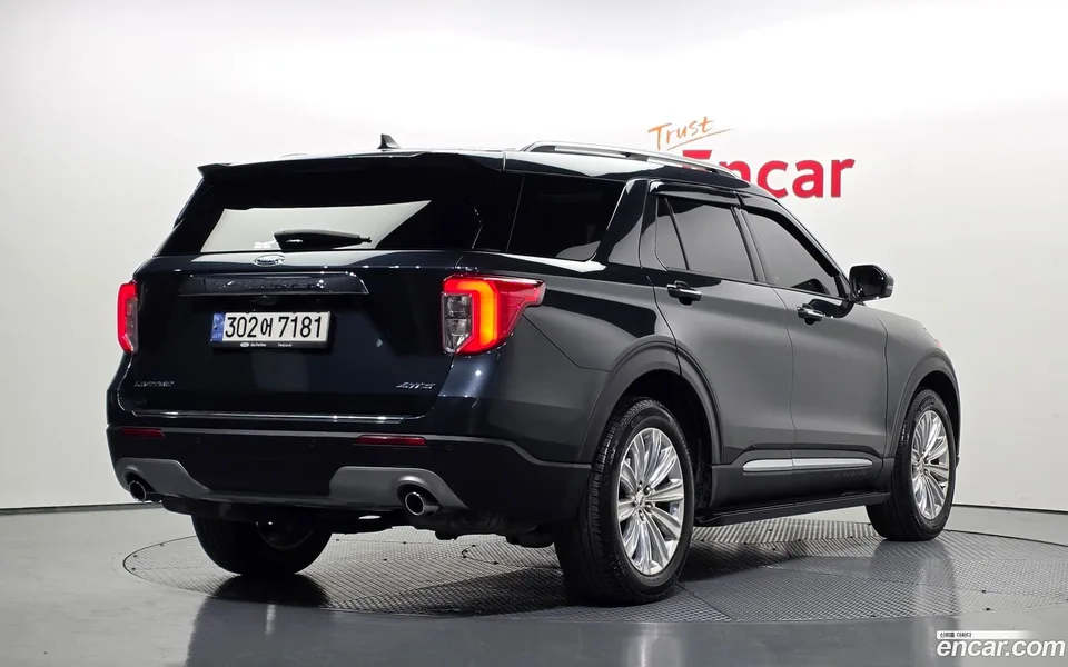 Ford Explorer 2.3 4WD 2023 — миниатюра 2