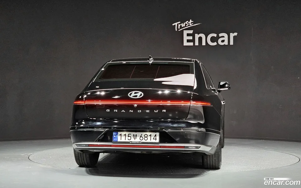 Hyundai Grandeur 2.5 2WD 2023 — миниатюра 2