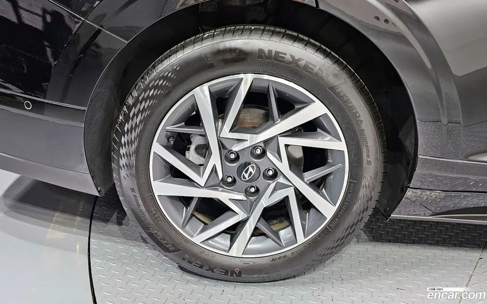 Hyundai Grandeur 2.5 2WD 2023 — миниатюра 3