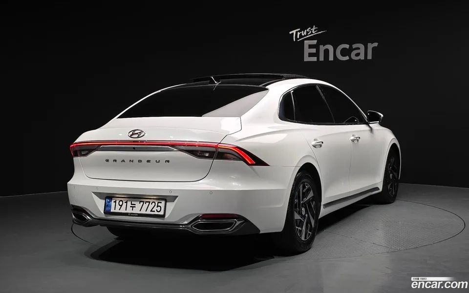 Hyundai Grandeur IG Hybrid 2022 — миниатюра 2