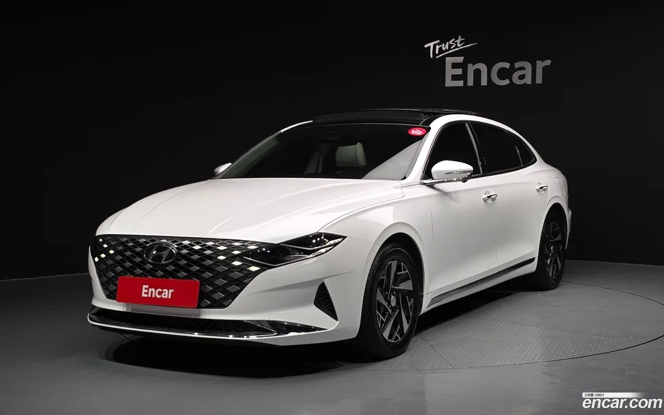 Hyundai Grandeur IG Hybrid 2022 — фото 1, купить с доставкой в Москву