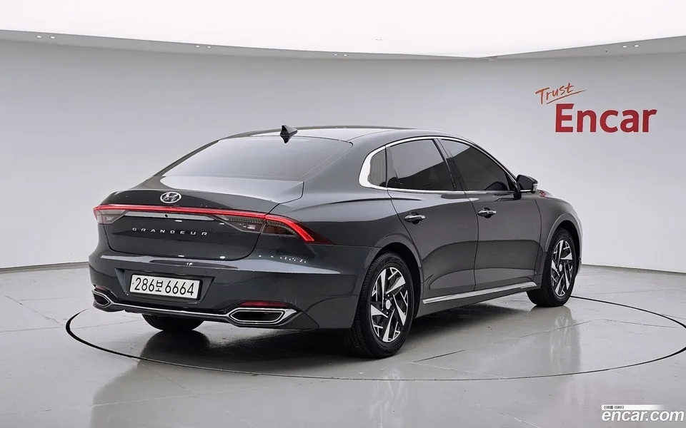 Hyundai Grandeur IG Hybrid 2022 — миниатюра 2