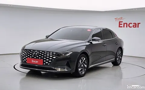 Hyundai Grandeur IG Hybrid 2022 buy in Moscow