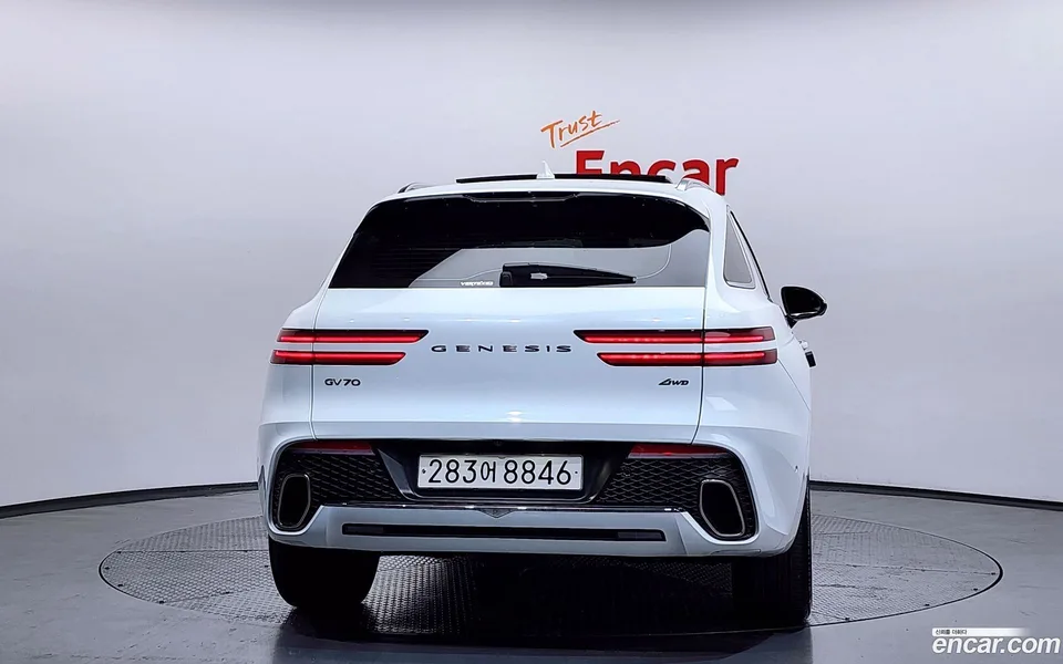 Genesis GV70 2.5T AWD 2023 — миниатюра 4