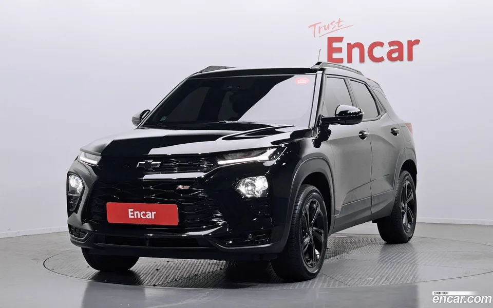 Chevrolet Trailblazer 1.3 4WD 2023 — фото 1, купить с доставкой в Москву