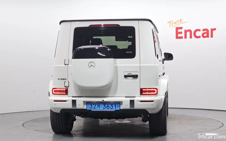 Mercedes-Benz G-Class G580 EQ 2025 — миниатюра 4
