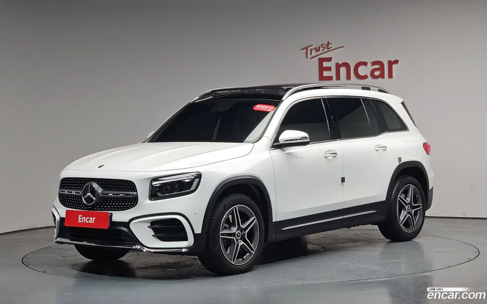 Mercedes-Benz GLB-Class GLB250 4MATIC 2024 — фото 1, купить с доставкой в Москву