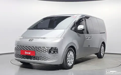 Hyundai Staria 2022 купить в Москве