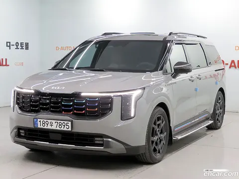 Kia Carnival 2023 купить в Москве