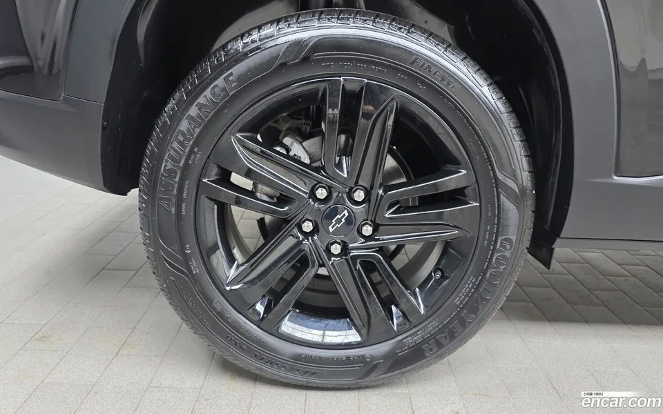 Chevrolet Trax Crossover 1.2 ACTIV 2023 — миниатюра 5