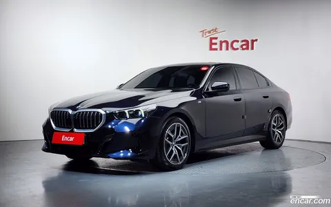 BMW 5 Series (G60) 2023 купить в Москве
