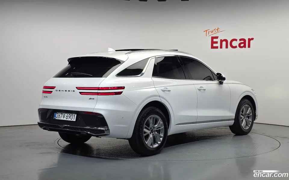 Genesis GV70 2.5T AWD 2024 — миниатюра 2