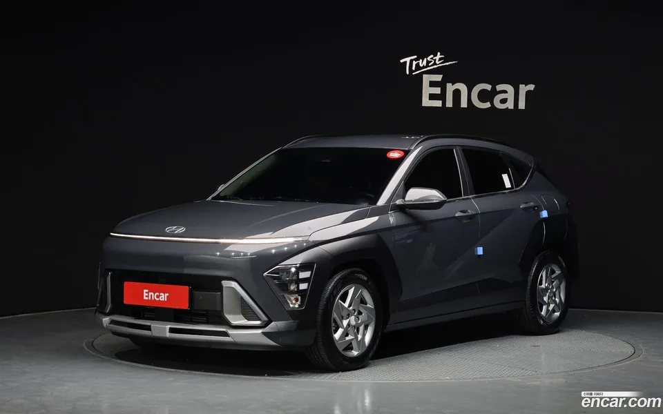 Hyundai Kona 1.6 2WD 2023 — фото 1, купить с доставкой в Москву