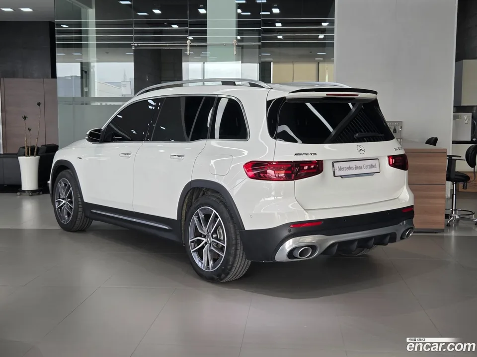 Mercedes-Benz GLB-Class AMG GLB35 4MATIC 2025 — миниатюра 2