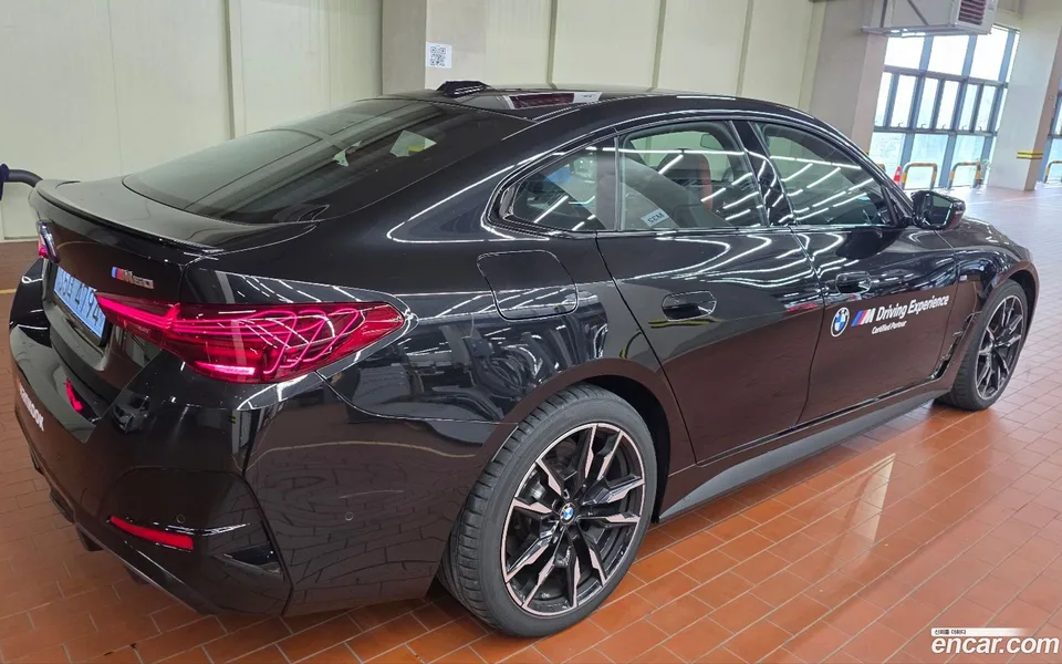 BMW i4 M50 2025 — миниатюра 2