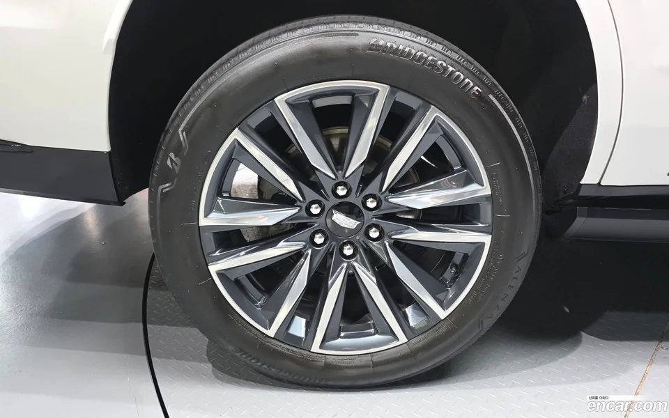 Cadillac Escalade 6.2 2022 — миниатюра 5