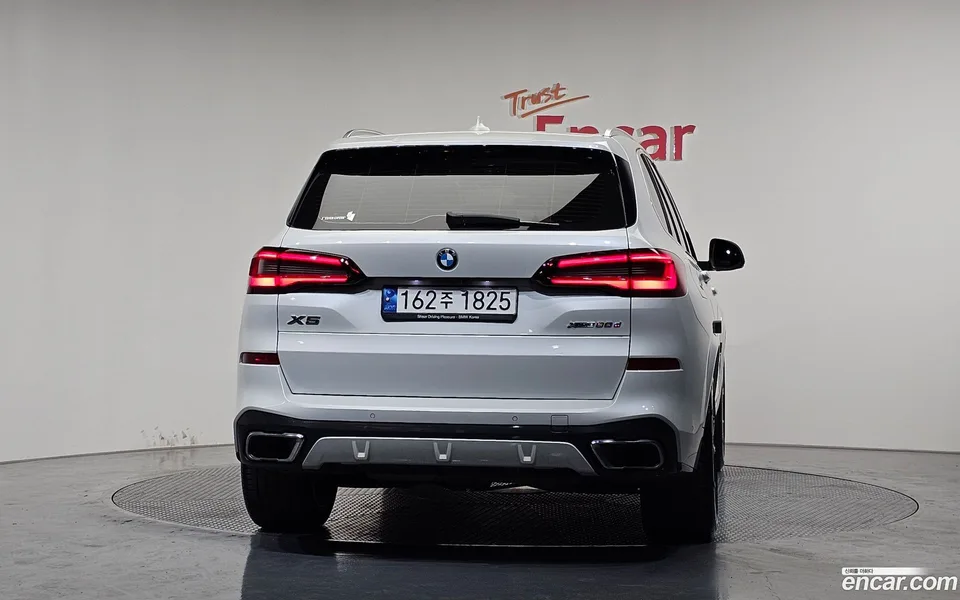 BMW X5 xDrive 30d M 2023 — миниатюра 4