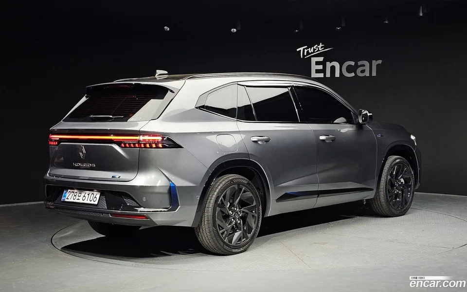 Renault Samsung Grand Koleos 1.5 E-TECH 2WD 2024 — миниатюра 2