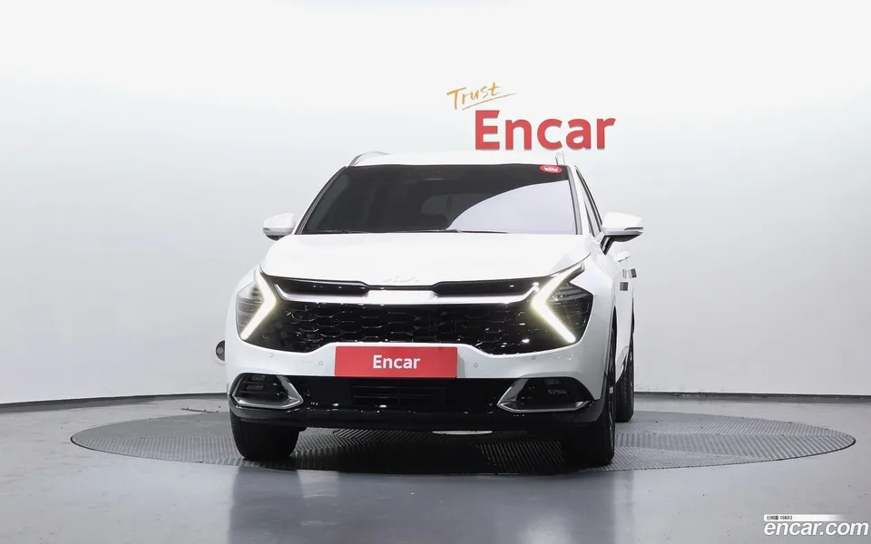 Kia Sportage Hybrid 2WD 2024 — миниатюра 3