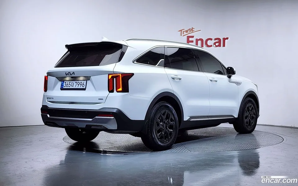 Kia Sorento HEV 1.6 2WD 2024 — миниатюра 2