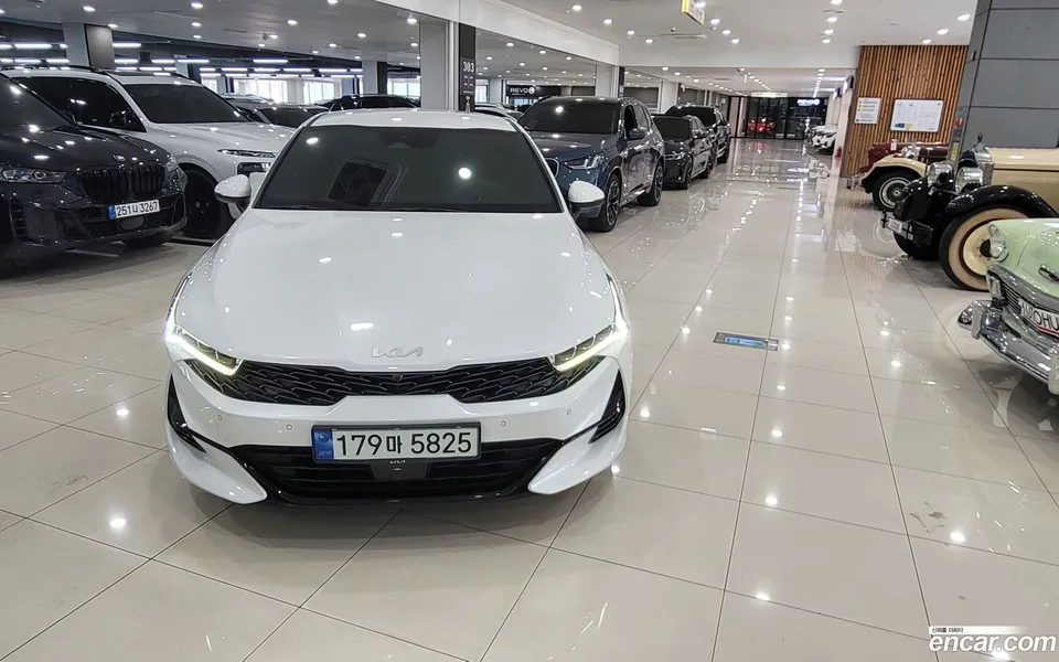 Kia K5 2.0 2022 — миниатюра 3