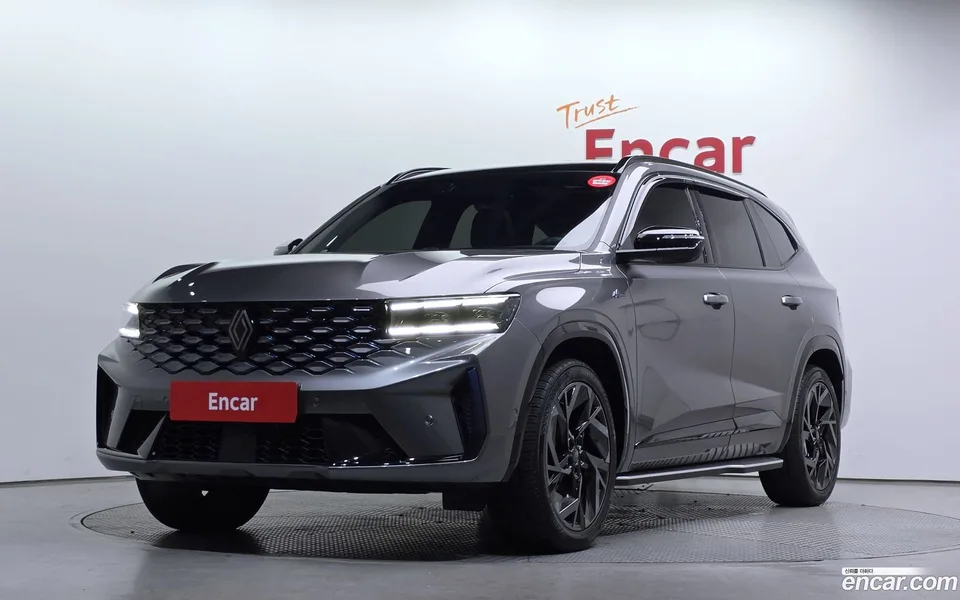 Renault Samsung Grand Koleos 1.5 E-TECH 2WD 2026 — фото 1, купить с доставкой в Москву