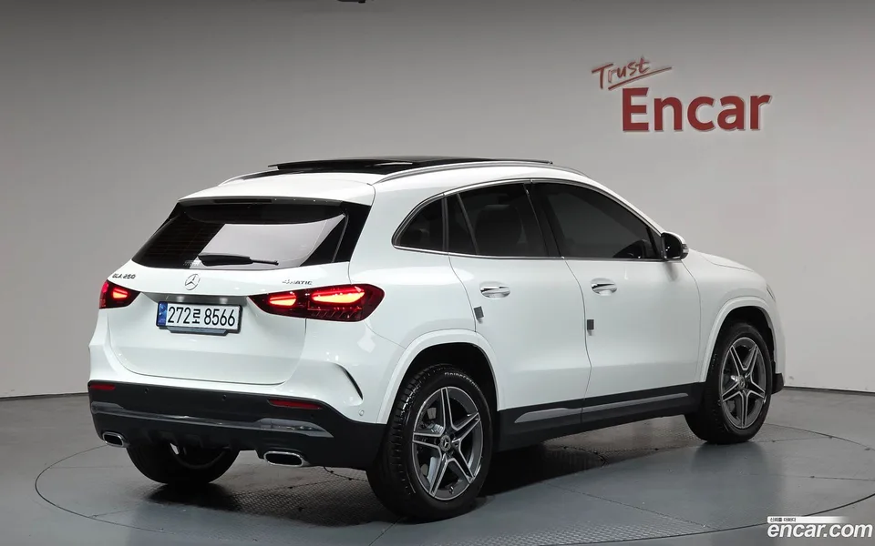Mercedes-Benz GLA-Class GLA250 4MATIC 2024 — миниатюра 2