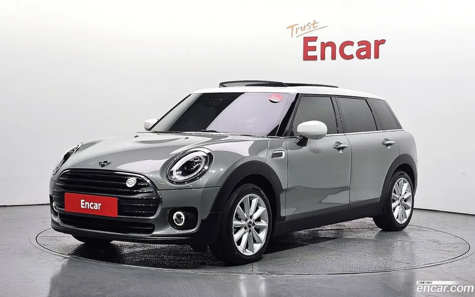 MINI Cooper Clubman 2022 — фото 1, купить с доставкой в Москву