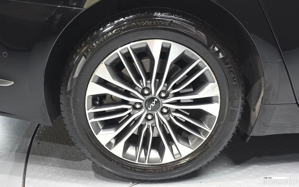 Kia K9 3.8 GDI AWD 2022 — миниатюра 5