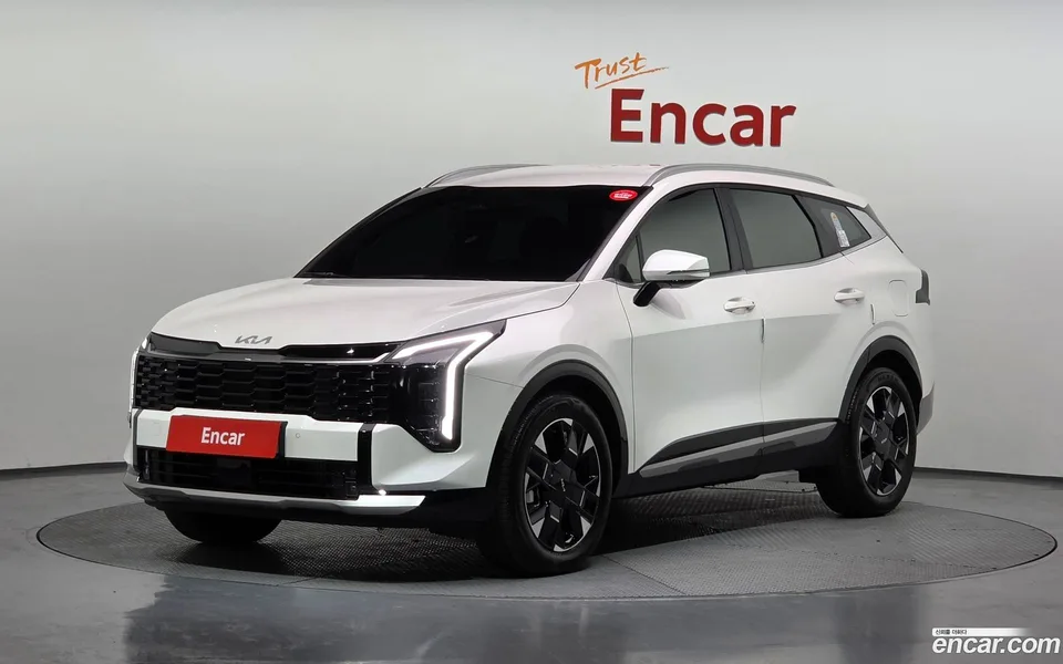 Kia Sportage 1.6 2WD 2025 — фото 1, купить с доставкой в Москву