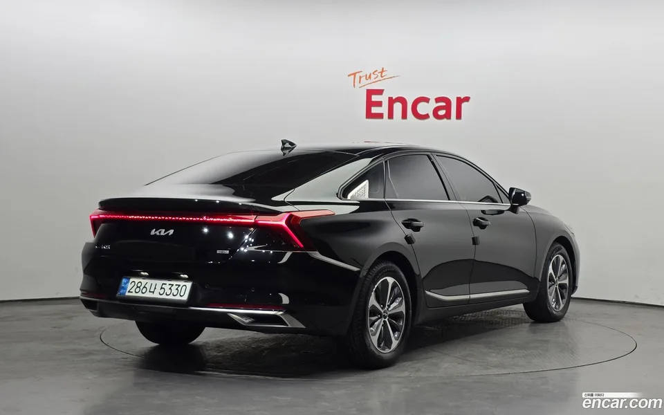 Kia K8 Hybrid 2022 — миниатюра 2