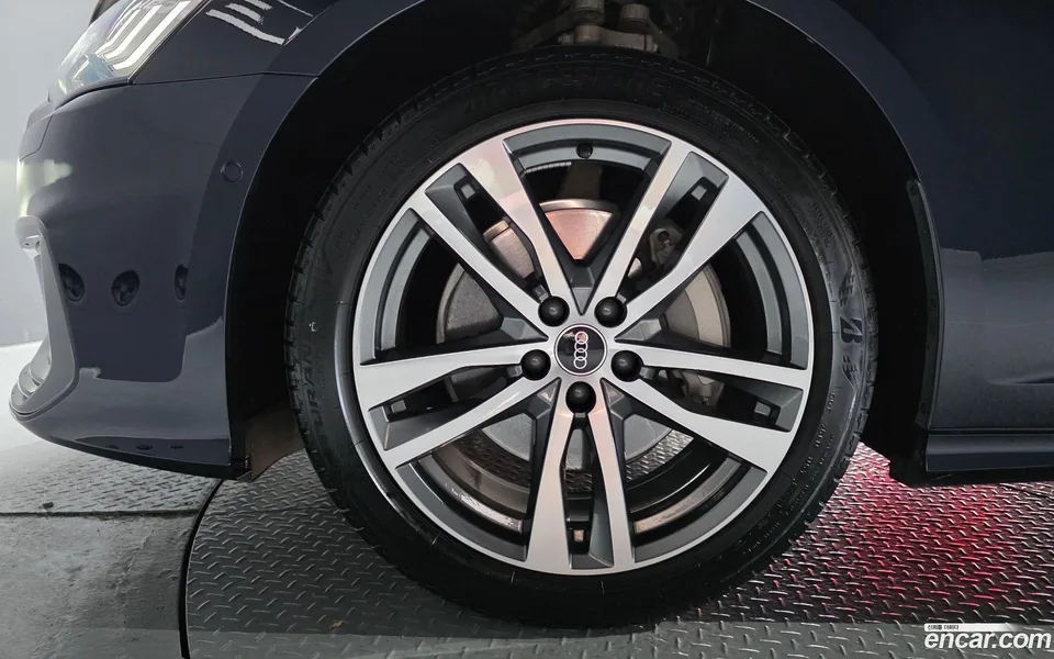 Audi A6 45 TFSI 2023 — миниатюра 5