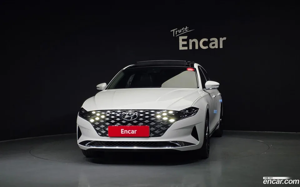 Hyundai Grandeur IG 3.0 LPi () 2022 — миниатюра 3