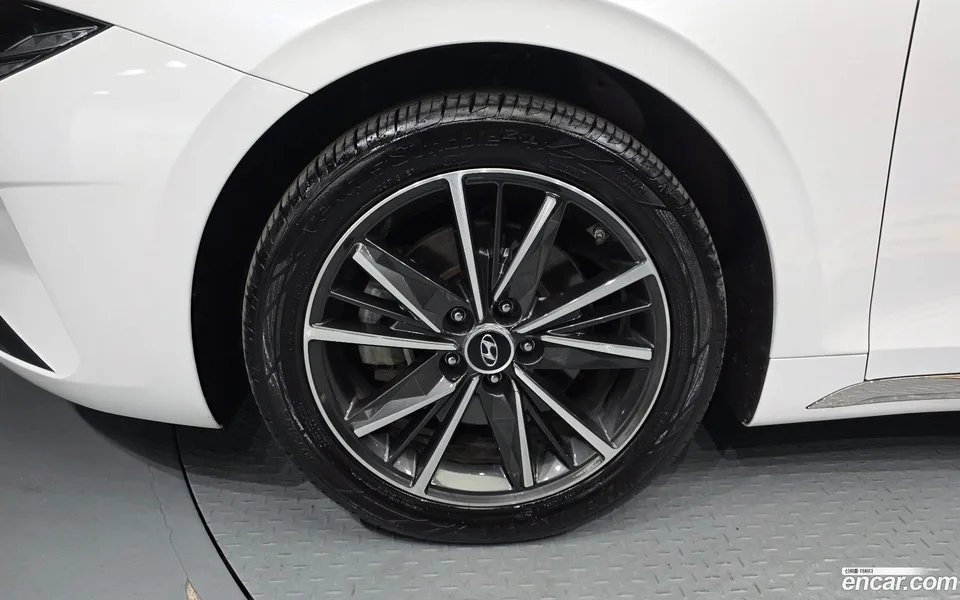 Hyundai Grandeur IG 3.0 LPi () 2022 — миниатюра 5