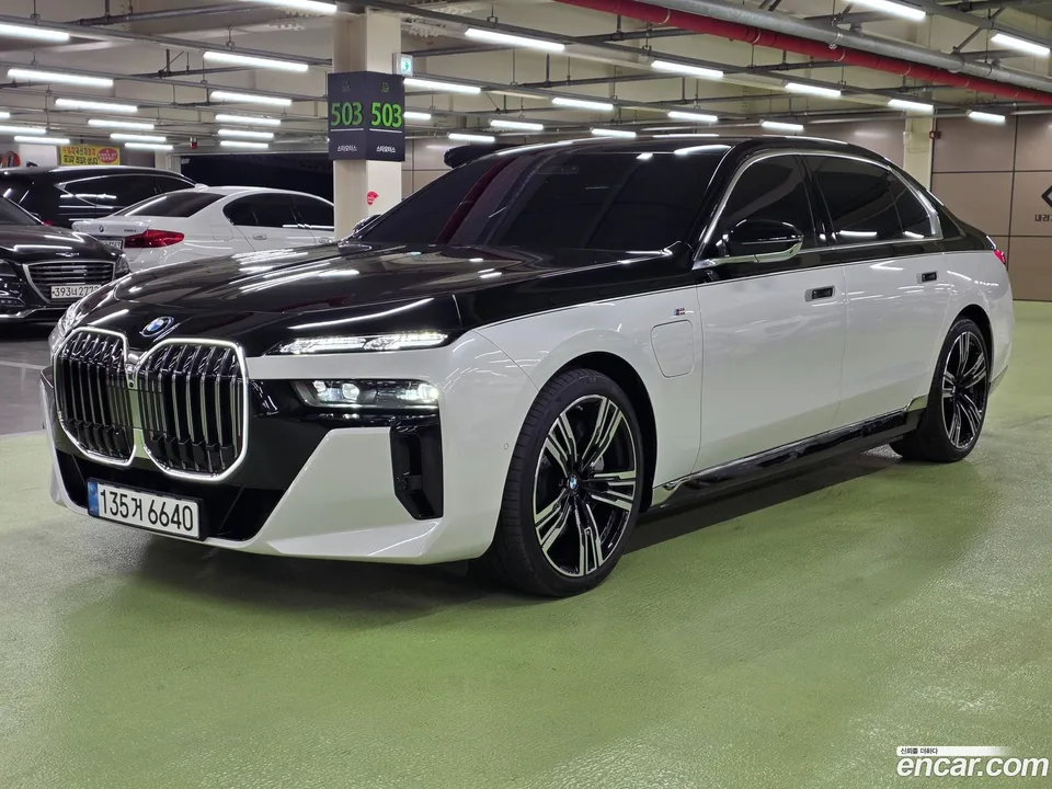 BMW 7 Series 750e xDrive M 2024 — миниатюра 2