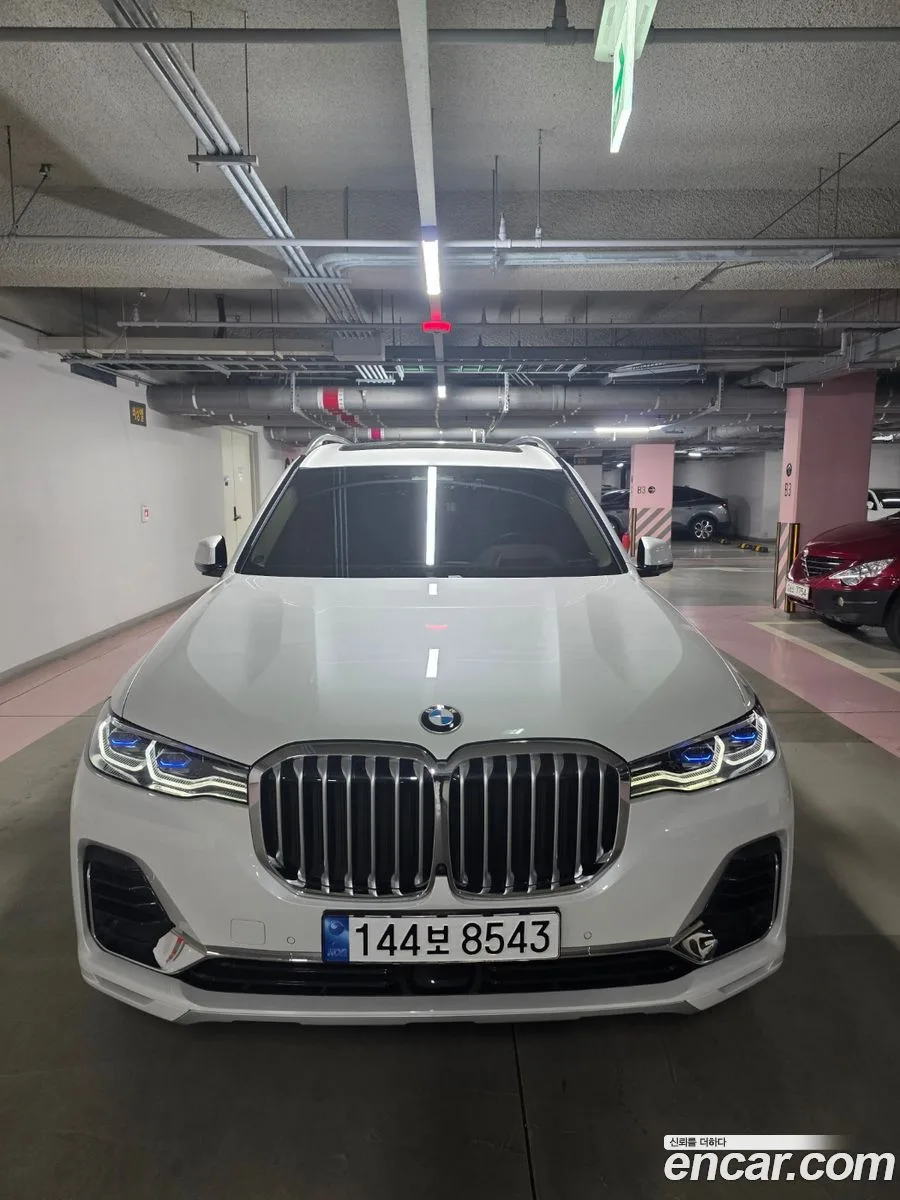 BMW X7 xDrive 40i 7 2022 — миниатюра 3