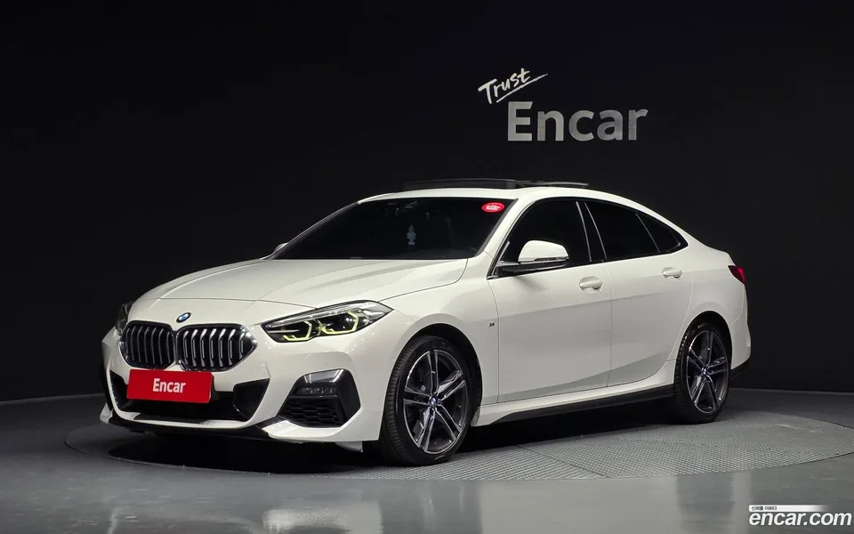 BMW 2 Series Gran Coupe 220i M 2022 — фото 1, купить с доставкой в Москву