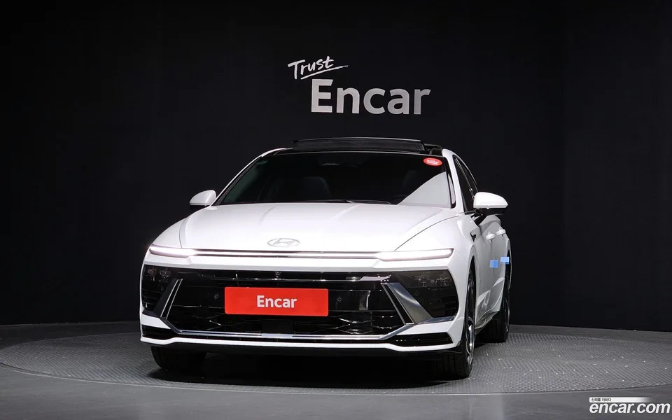 Hyundai Sonata The Edge Hybrid 2024 — миниатюра 3
