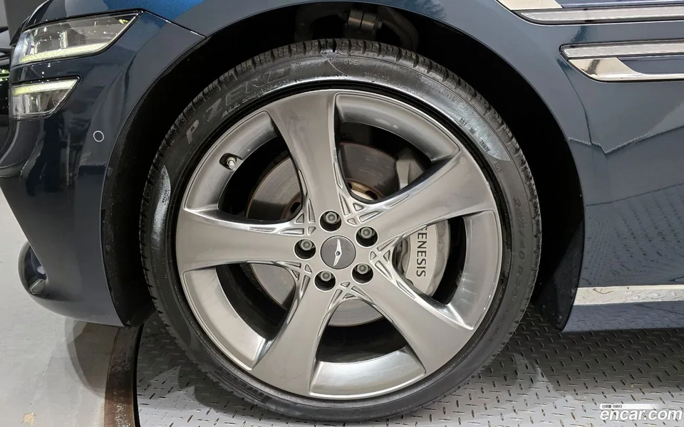 Genesis G80 2.5 2WD 2023 — миниатюра 5