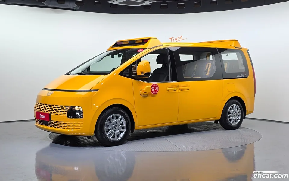 Hyundai Staria L3.5 2024 — фото 1, купить с доставкой в Москву