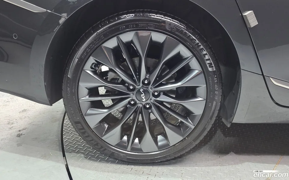 Kia K8 2.5 2WD 2024 — миниатюра 5