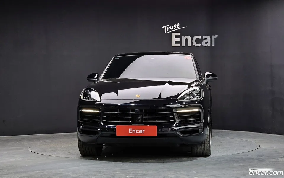 Porsche Cayenne 3.0 E- 2022 — миниатюра 3