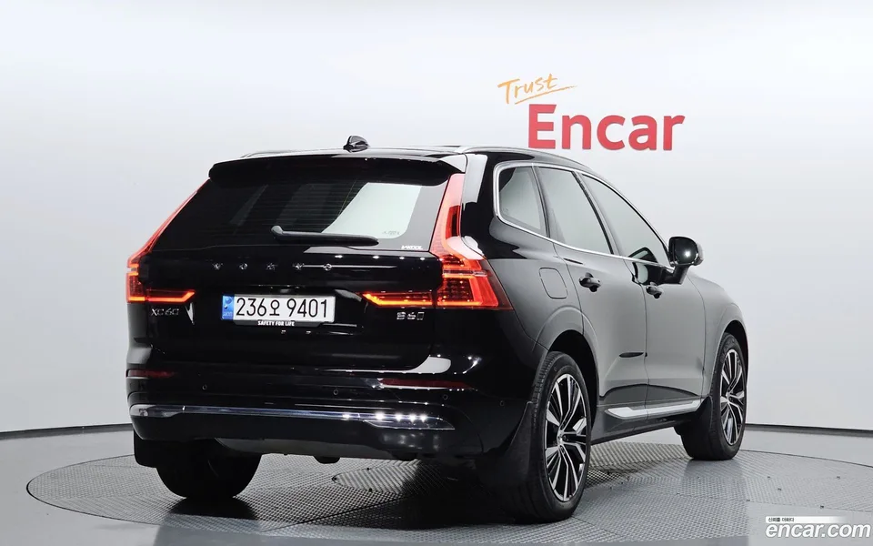 Volvo XC60 B6 2023 — миниатюра 2