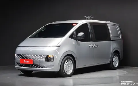Hyundai Staria 2024 купить в Москве