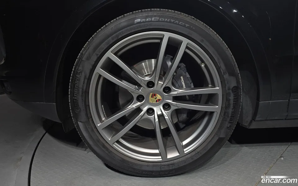 Porsche Cayenne 3.0 2023 — миниатюра 5