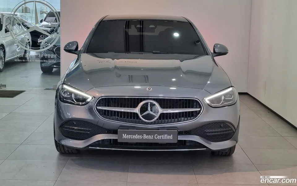Mercedes-Benz C-Class C200 2025 — миниатюра 3