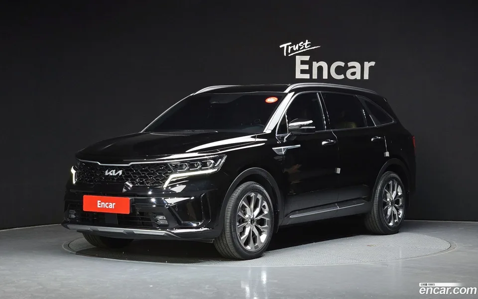 Kia Sorento 2.5T 2WD 2022 — фото 1, купить с доставкой в Москву