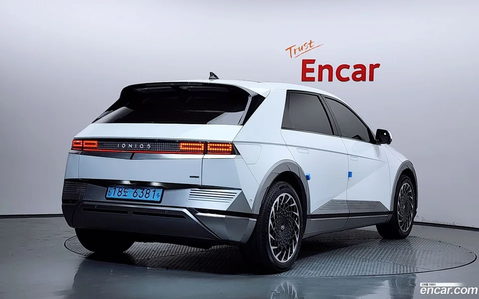 Hyundai Ioniq 5 AWD 2022 — миниатюра 2