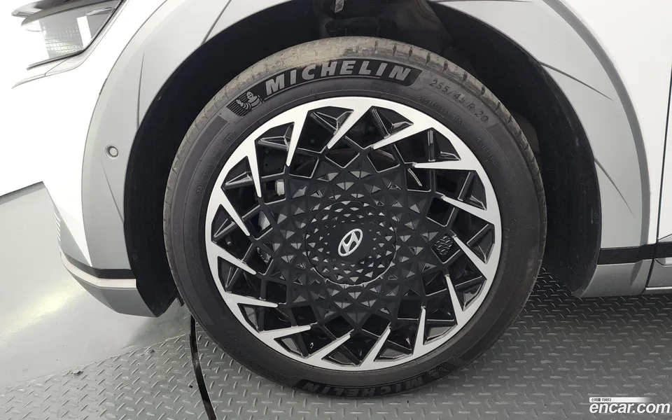 Hyundai Ioniq 5 AWD 2022 — миниатюра 5